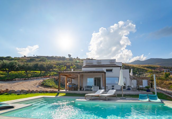 Villa a Scopello - Villa Majestatis con piscina privata Villa a Scopello - Villa Majestatis con piscina privata