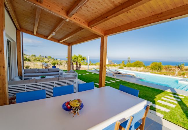 Villa a Scopello - Villa Majestatis con piscina privata Villa a Scopello - Villa Majestatis con piscina privata