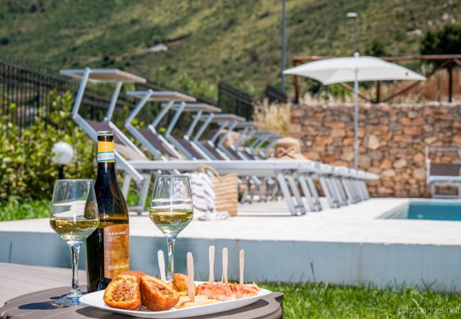 Villa a Castellammare del Golfo - Villa Aglea con piscina privata Villa a Castellammare del Golfo - Villa Aglea con piscina privata