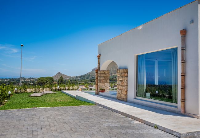 Villa a Castellammare del Golfo - Villa Aglea con piscina privata Villa a Castellammare del Golfo - Villa Aglea con piscina privata