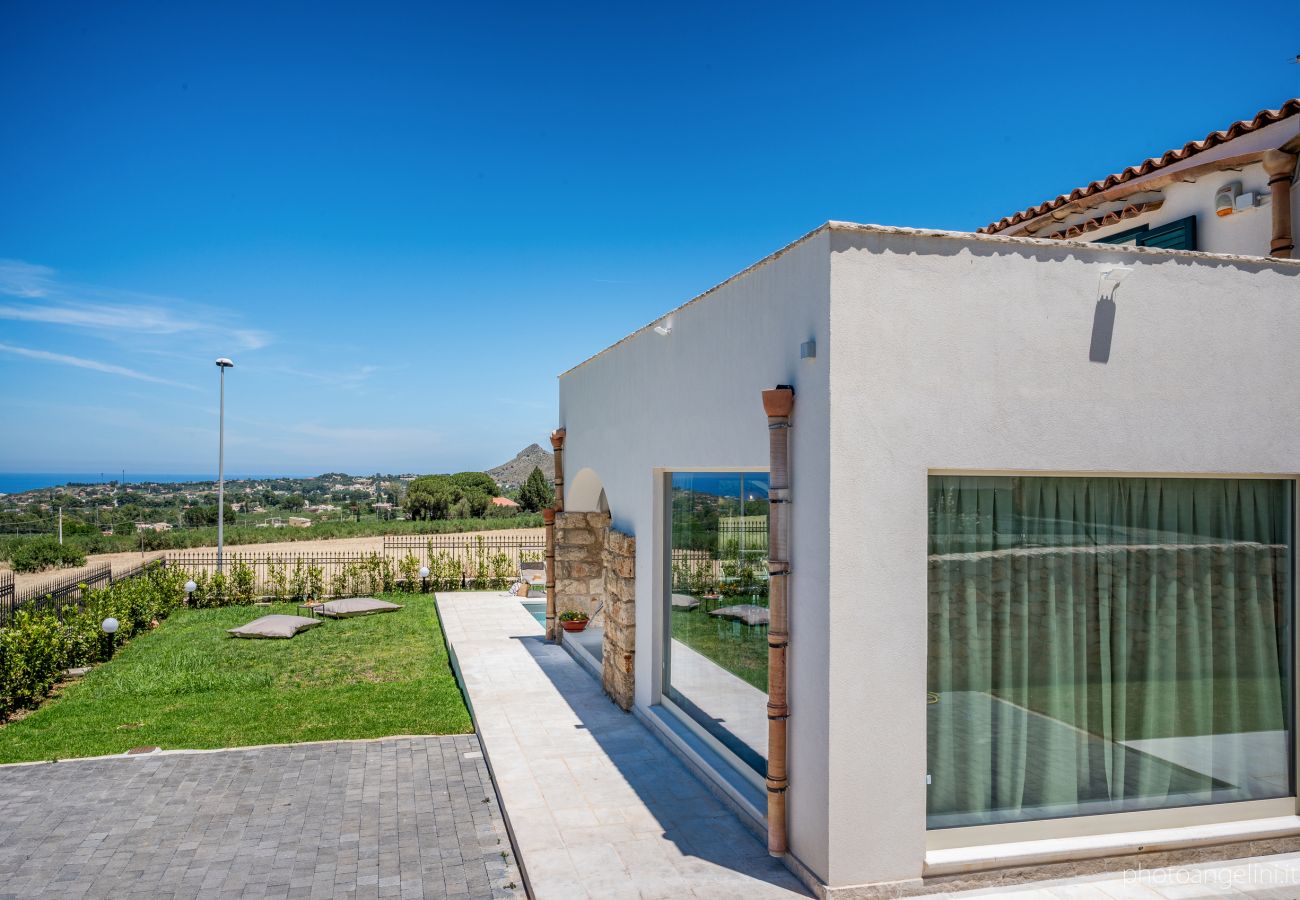 Villa a Castellammare del Golfo - Villa Aglea con piscina privata Villa a Castellammare del Golfo - Villa Aglea con piscina privata