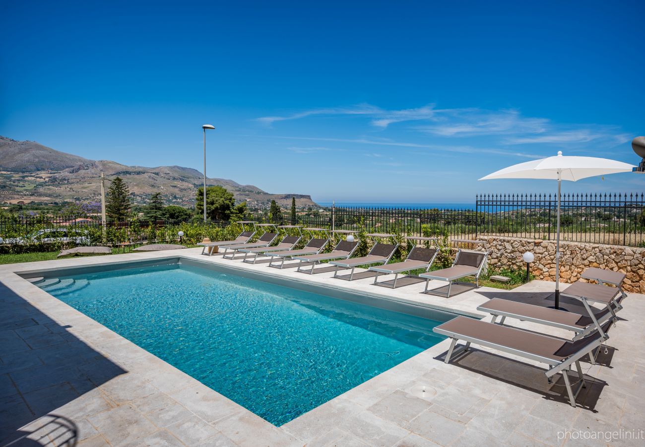 Villa a Castellammare del Golfo - Villa Aglea con piscina privata Villa a Castellammare del Golfo - Villa Aglea con piscina privata