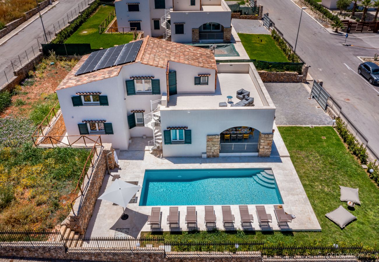 Villa a Castellammare del Golfo - Villa Aglea con piscina privata Villa a Castellammare del Golfo - Villa Aglea con piscina privata
