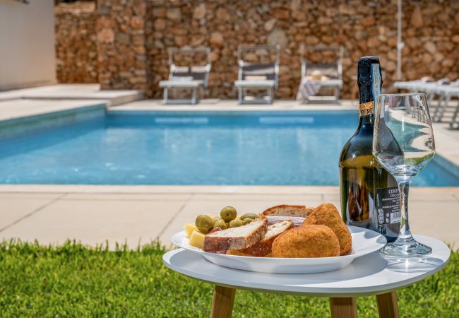 Villa a Castellammare del Golfo - Villa Hemera con piscina privata