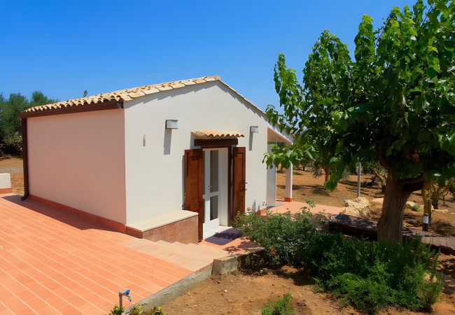 Villa a Alcamo - Villa Due pini con piscina privata Villa a Alcamo - Villa Due pini con piscina privata