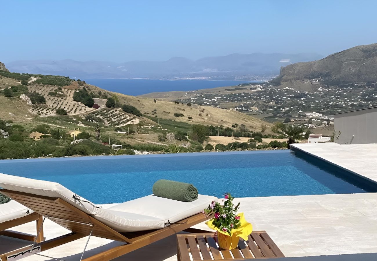 Villa a Scopello - Villa Muntaja con piscina privata a Scopello